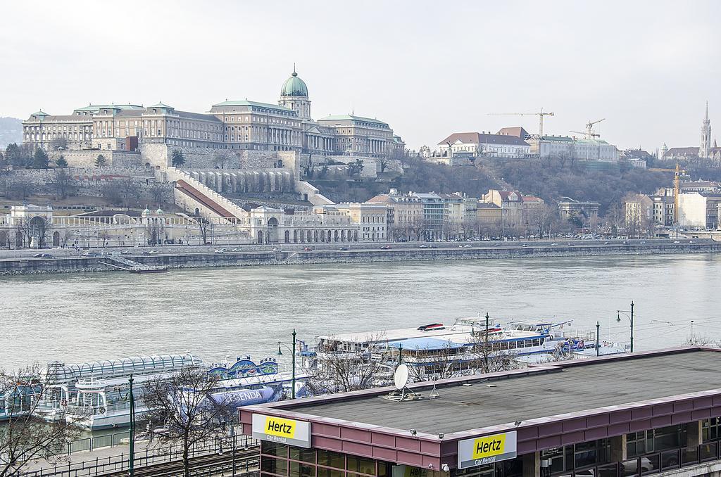 Danube Pest-Side Apartment Budapest Eksteriør billede