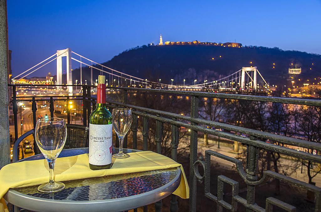 Danube Pest-Side Apartment Budapest Eksteriør billede